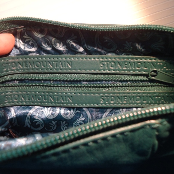 STONEMOUNTAIN Aquamarine Crossbody Bag Genuine Leather Turquoise Logo - Picture 14 of 14